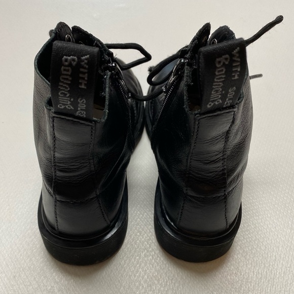 Dr. Martens Junior 1460 Pascal J Leather Boots in Black Size Big Kids 3 VGUC - Picture 5 of 16